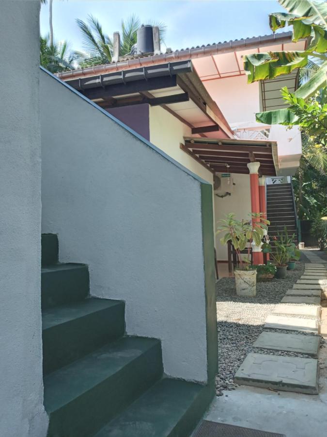 Villa Sidu Induruwa Eksteriør bilde