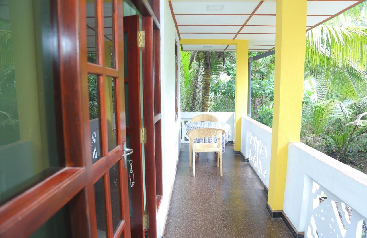 Villa Sidu Induruwa Eksteriør bilde